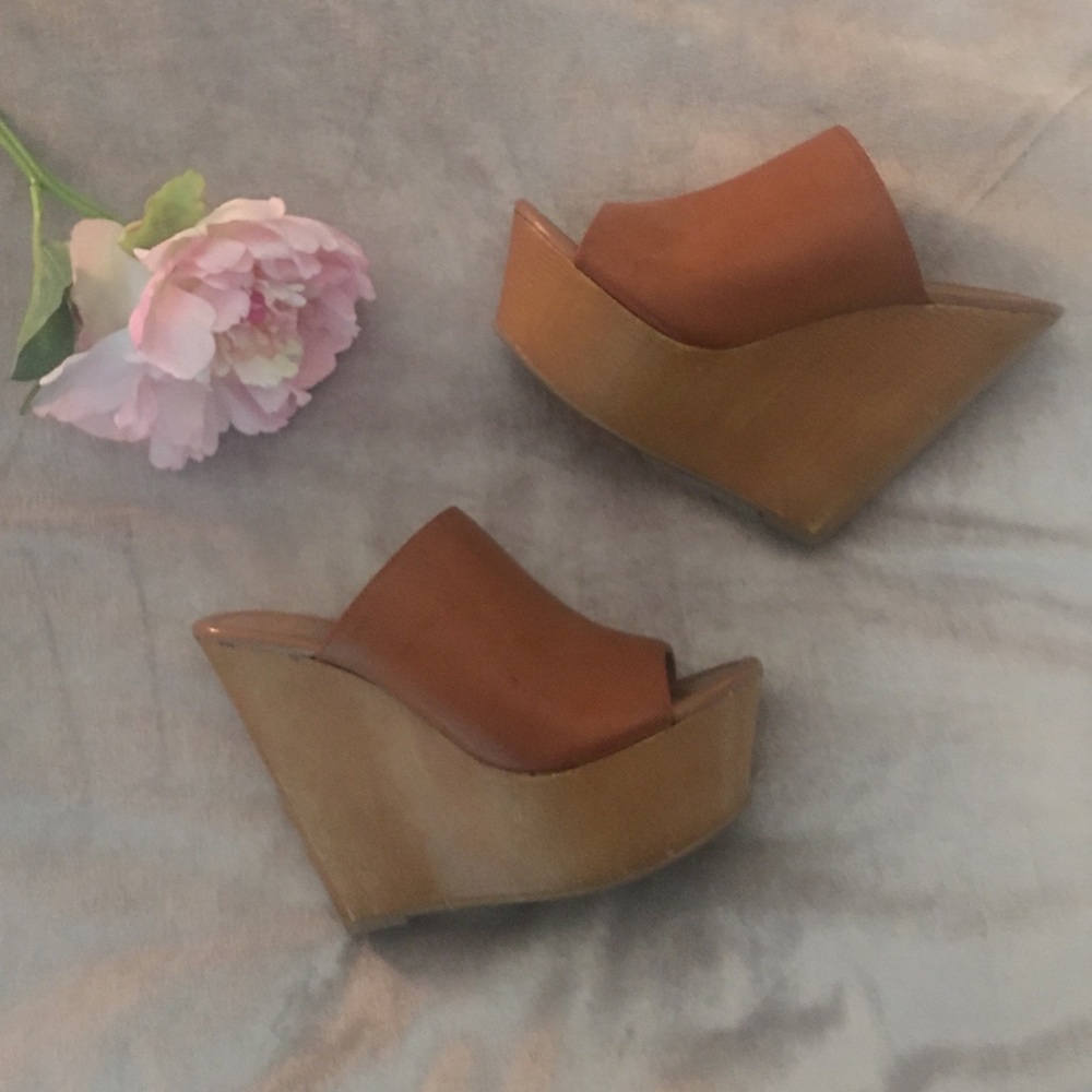 FRH Wood Wedge Heels 7